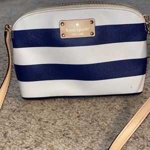Kate Spade Small Crossbody/ over the shoulder bag